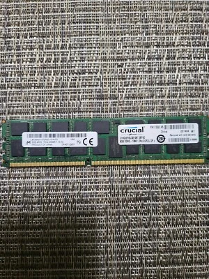 Crucial 8GB DDR3L-1066 240pin QR Server RAM CT8G3ERSLQ81067 - Image 1 of 4