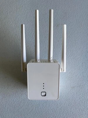 WiFi Extender, 2024 Fastest WiFi Booster 1200Mbps 5GHz/2.4GHz, WiFi Repeater - Image 1 of 4