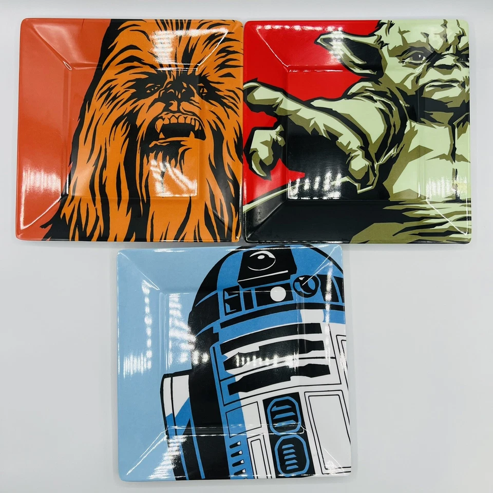 Lote de 3 juguetes subterráneos placas cuadradas Star Wars 8x8x1 Yoda Chewbacca y R2-D2 Foto 1 de 4