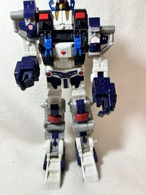 Transformers Cybertron Metroplex 2005 Hasbro Transforming Action Figure Truck - Image 1 of 4