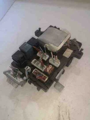 Modulo scatola fusibili NISSAN PRIMERA Hatchback P11 285519F 99421209 5WK48542 18235775 - Immagine 1 di 4