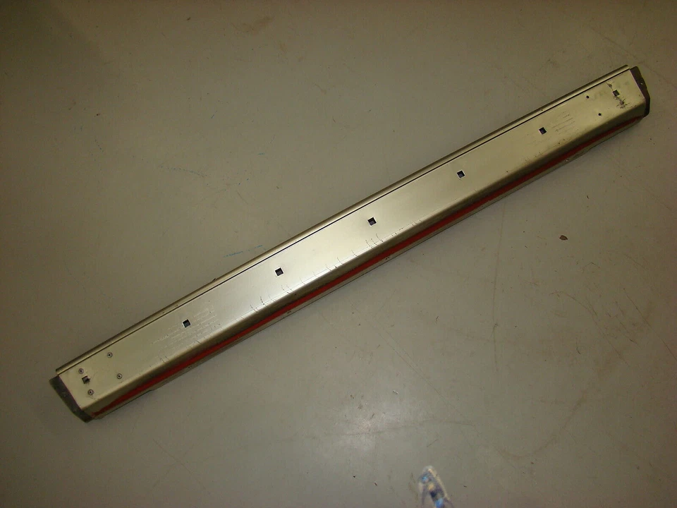 Parachoques trasero 83-90 Alfa Romeo Spider marco metálico original Alfa Foto 1 de 1