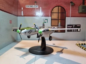 Modellino pressofuso 1:72 Lockheed P-38J Lightning USAF con supporto aereo in metallo 1944 WW2 - Foto 1 di 8