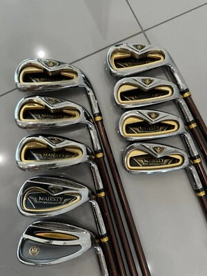 JUEGO DE CUÑAS HIERROS R-FLEX MARUMAN MAJESTY PRESTIGIO GOLD PREMIUM 9 PIEZAS PALOS DE GOLF Foto 1 de 4
