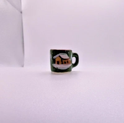 Taza de casa de muñecas miniatura de Navidad escala 1:12 envío rápido a EE. UU. Foto 1 de 2