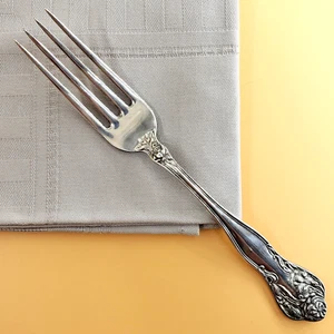 INTERNATIONAL SILVER Stratford Sterling Fork Flatware Vintage Flowers Floral VTG - Picture 1 of 9