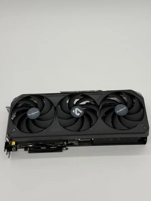 Gigabyte RTX 5090 Gaming OC No Core & VRAM With Box - (US) FOR PARTS - Image 1 of 4
