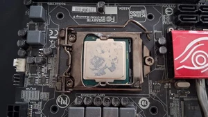 Intel I5 4690k Gigabyte Z97N Gaming Motherboard CPU - Picture 1 of 4