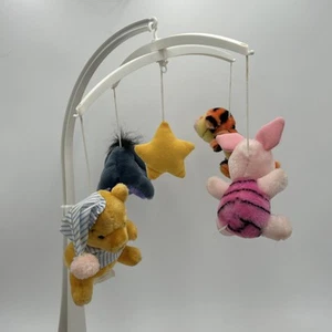 De colección Dolly Winnie the Pooh Móvil Peluche Decoración de Guardería Eeyore Piglet Tigger - Imagen 1 de 19