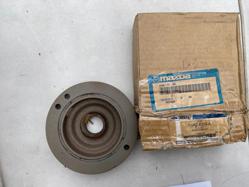 Polea de cigüeñal genuina para Mazda Tribute Ford Contour Escape Escort Focus Foto 1 de 1