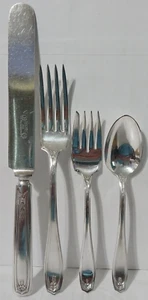 Cubiertos de plata Rogers Chippendale 1919 Oneida 1881 de colección 4 piezas ajuste de lugar - Imagen 1 de 6