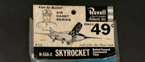 REVELL SKY ROCKET  AIR CADET J103