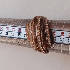 ANILLO RÉPLICA ESTILO VINTAGE - BUEN PRECIO - LLEVA EL ESPÍRITU DE LOS ARTESANOS DE LA PALABRA ANTIGUA - Imagen 1 de 3