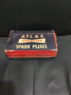 UJ10Y Atlas Champion Spark Plugs - Box of 10 NEW Old Stock  Made in USA Vintage - Image 1 of 4