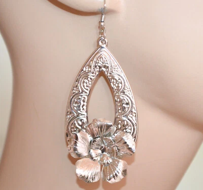 Orecchini donna argento pendenti lunghi fiore ovali a goccia eleganti UD25 - Immagine 1 di 2