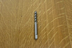 Grifo espiral Harris 1/4" x 28 UNF - Imagen 1 de 1