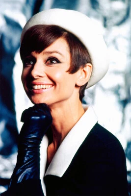 Hepburn Audrey моды филантроп печать стены искусства домашнего декора - плакат 20 x 30 - Изображение 1 из 4