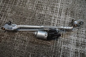 BMW OEM F15 X5 Windshield Wiper Transmission Linkage 729265308 - Picture 1 of 4
