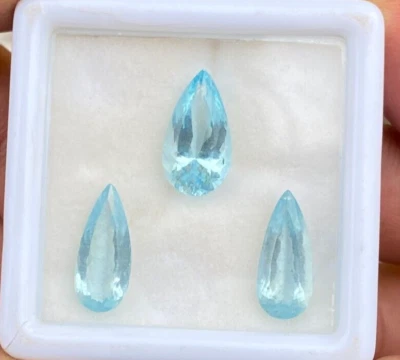 Very Beautiful Natural Aquamarine 3 Piece Pear Cut Stones  8.18 Carat - Image 1 of 4