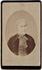 Foto photo cdv gentildonna con cammeo in ovale by Costa Giuseppe Vercelli 1880 - Imagen 1 de 1