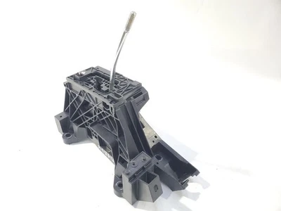 Conjunto de palanca de cambios de transmisión automática usado se adapta a: Toyota Camry Grade 2014 Foto 1 de 4