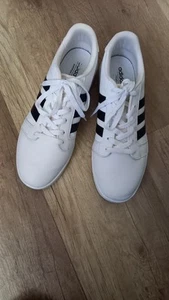 Adidas NEO Sneaker 42 2/3 weiß Schwarz Damen Wie Neu - Bild 1 von 6