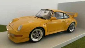 PORSCHE 911 GT2 993 jaune str. 1/18 UT Models 27832 voiture miniature collection - Foto 1 di 8