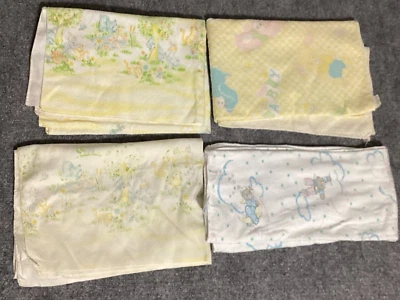 Lote de 4 Mantas Bebé Recibiendo Hechas a Mano Azul Amarillo Osos Animales De Colección Foto 1 de 4