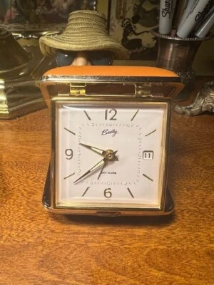 Vintage Bradley Day Auto Calendar Windup Travel Alarm Clock- Brown-#H2 - Image 1 of 4