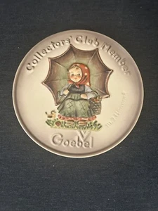 Goebel Collectors’ Club Member Special Edition No. 2 (1978) (6”) - Picture 1 of 2