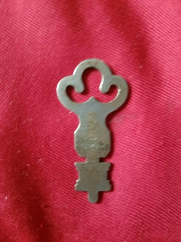 Original Antique Trunk Key Eagle Lock Co Cover