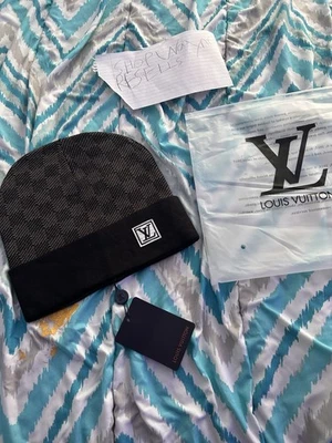 Louis Vuitton Beanie Damier Petite Grey LV Monogram Logo LV Wool Beanie  - Image 1 of 3