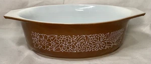 Cazuela ovalada vintage Pyrex Woodland marrón #043 sin tapa - Imagen 1 de 5