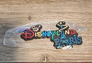 Disneyland Paris 2018 Magnet new in package - Picture 1 of 2