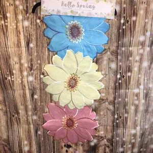 3 Flower Spring Table Centerpiece Runner - Picture 1 of 6