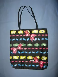Bolso de Mano Brighton Take a Beau Cinta y Arcos Negro Nylon Tono Joya 14" x 15" Usado en Excelente Condición - Imagen 1 de 12