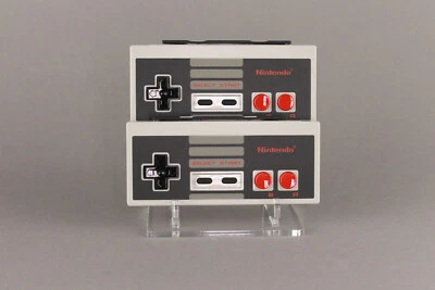 RETROBOTER Acryl Aufsteller, Displayständer Duo Nintendo Switch NES Joy Con Controller