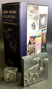SIGNED Larry Niven PB Collection (Set of 16) w/ 2 Printing Plates 1966 – 1994 - Picture 1 of 17