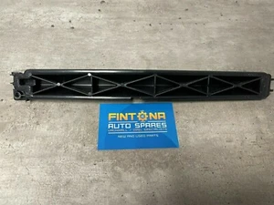 Original OE Vauxhall Corsa D + E Adam Cabin Pollen Filter Flap Cover 55702404 - Picture 1 of 5