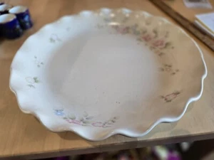 Pfaltzgraff Tea Rose Round 12" Fluted Serving Plate Pie Plate USA - Picture 1 of 5