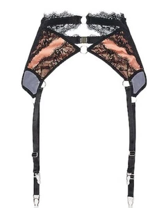 Thistle and Spire Size Medium Narcissa Garter Belt 121702 Retail: $48 New - Picture 1 of 12