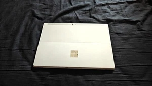 Microsoft surface 3 Tabled/Laptop - Afbeelding 1 van 3