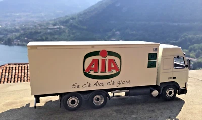 Camion d'Epoca Vintage Truck  VOLVO FH12 "POLLO AIA*  Die Cast Model 1/43  - Immagine 1 di 4