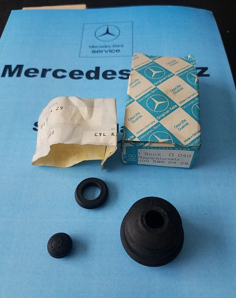 W110, W111 - NOS Mercedes Benz - 0005860429, Clutch Slave Cylinder Repair Kit - Image 1 of 4