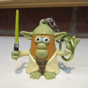 Disney Star Wars Yoda Mr. Kartoffelkopf Schlüsselanhänger Keychain Rucksackclip - Bild 1 von 7