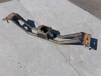 2015-2023 MERCEDES-BENZ SPRINTER 2500 4WD AUTOMATIC TRANSMISSION CROSSMEMBER OEM - Image 1 of 4