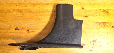 HUMMER H3 FRONT LEFT DRIVER SIDE KICK PANEL TRIM COVER - Image 1 of 4