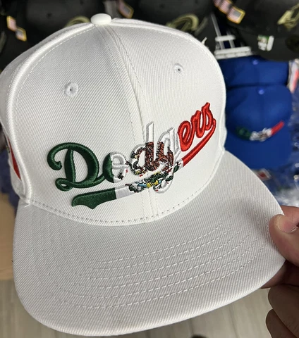 Los Angeles Dodgers Mexico Flag SnapBack Hat Pro Standard White Cover