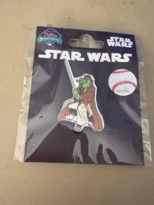2025 Phillie Phanatic Jedi Star Wars Night Pin-08/28/25-A CB Park Exclusive - Picture 1 of 3
