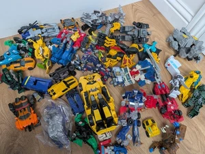 HASBRO TAKARA TRANSFORMERS HUGE BUNDLE JOBLOT DAMAGED BROKEN SPARES/REPAIRS Lot2 - Picture 1 of 8